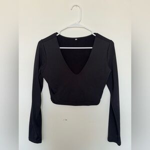Women’s Long Sleeve Black Stretchy Fitted Crop Top